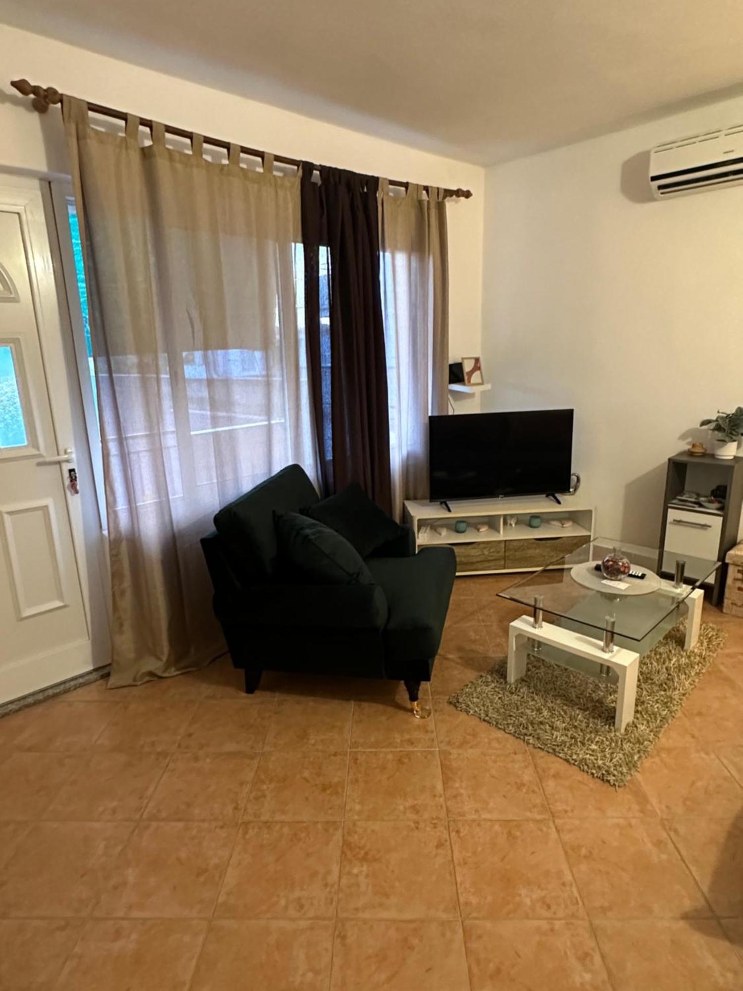 Apartments Vala بيتينا المظهر الخارجي الصورة