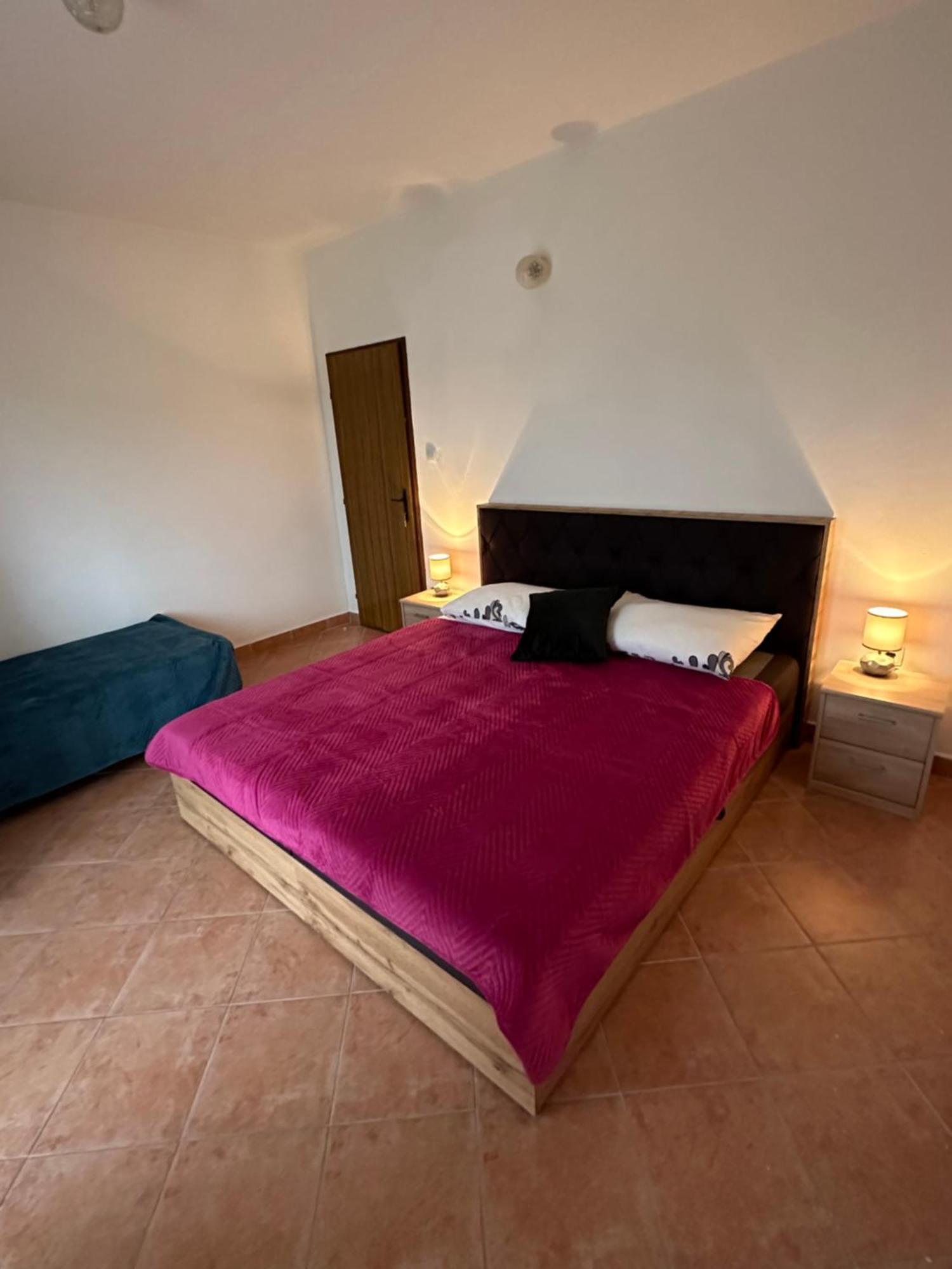 Apartments Vala بيتينا المظهر الخارجي الصورة